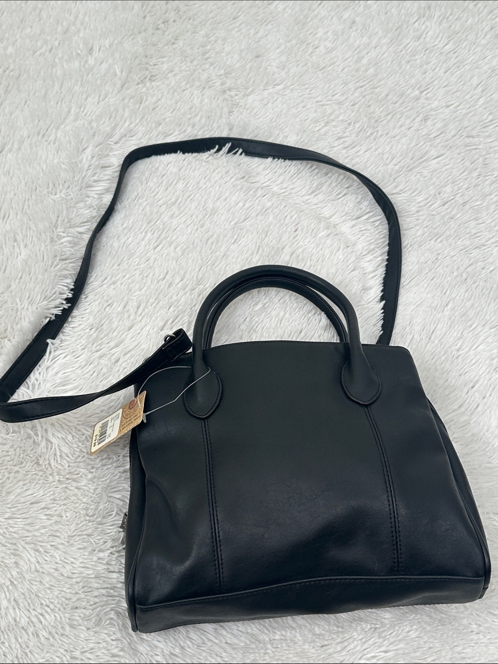 🥕 NWT Cherokee Genuine Leather Purse